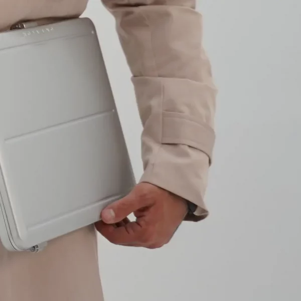 macbook-air-13-slim-case-en