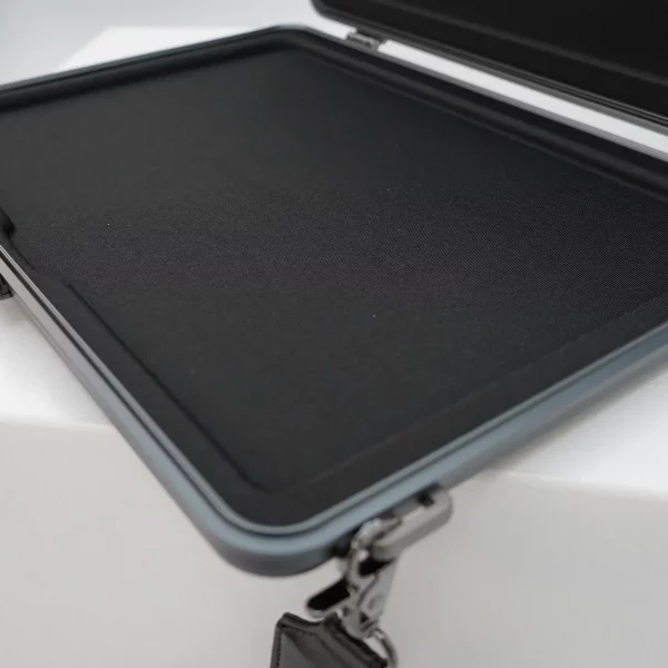 macbook-pro-14-case-stabil-de